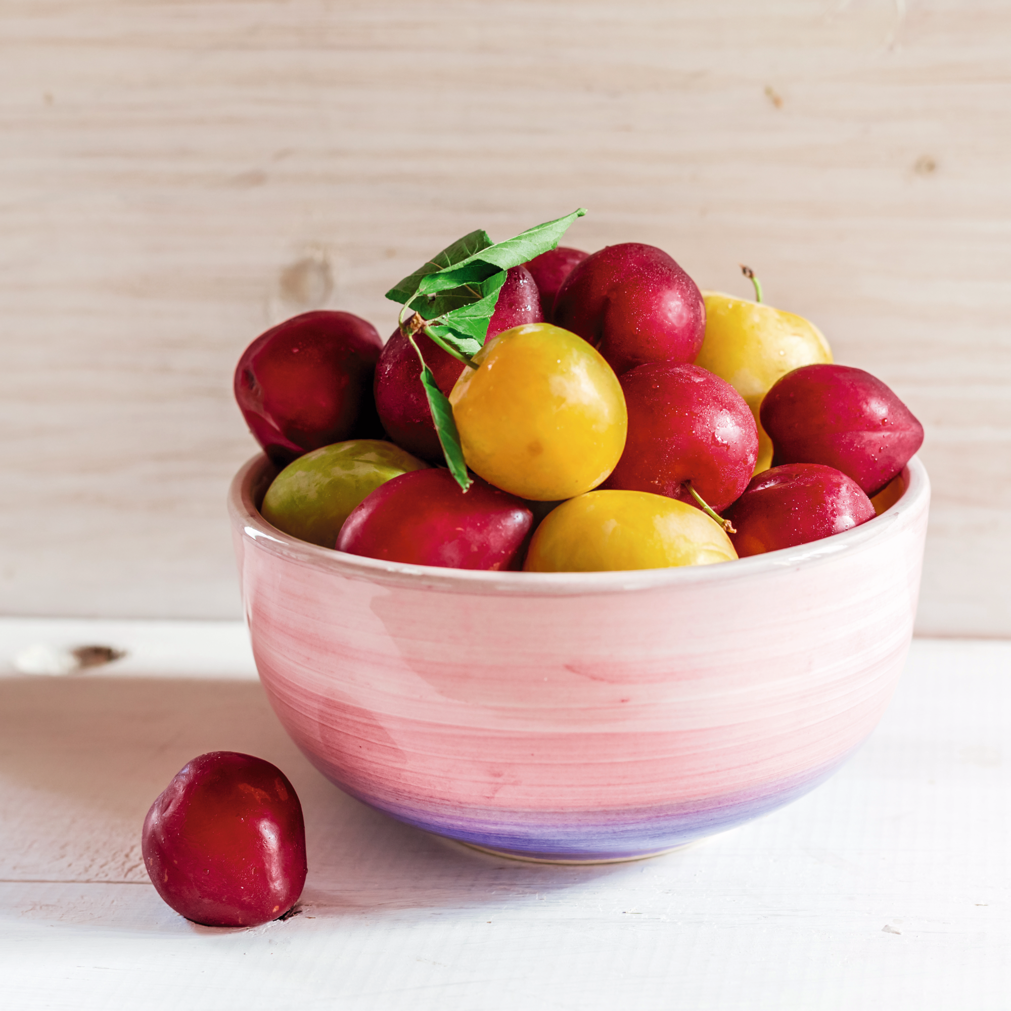 Prune rouge ou jaune